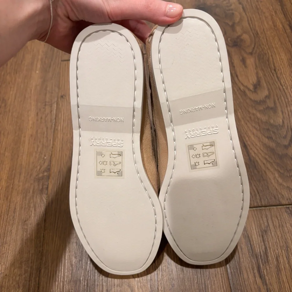 Sperry boat shoes - women’s US size 9.5 - New in box - Picture 6 of 10